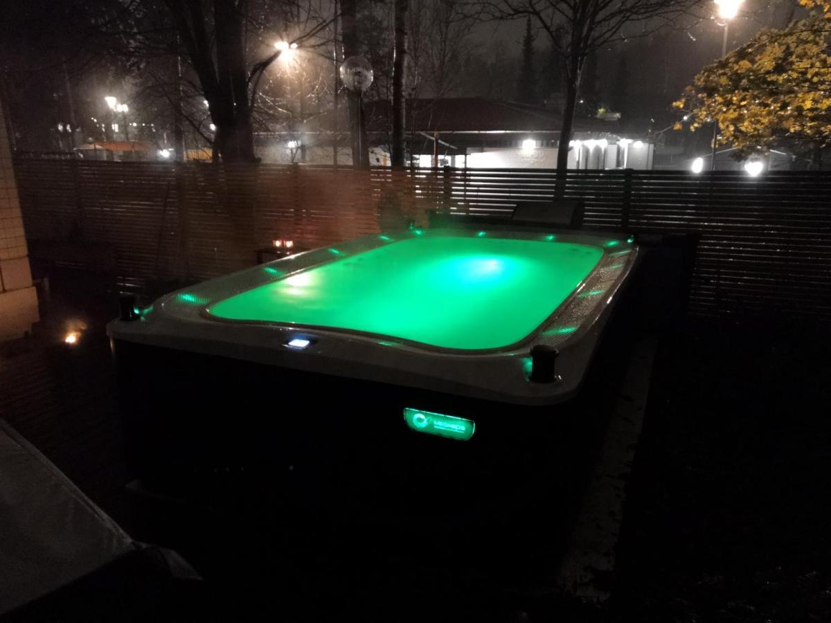 Gorooms Vantaa Luaran gambar